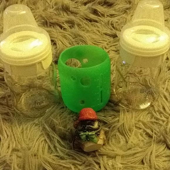 2 Born free Glass bottle & 1 4oz Dr Browns bottle - Picture 3 of 8